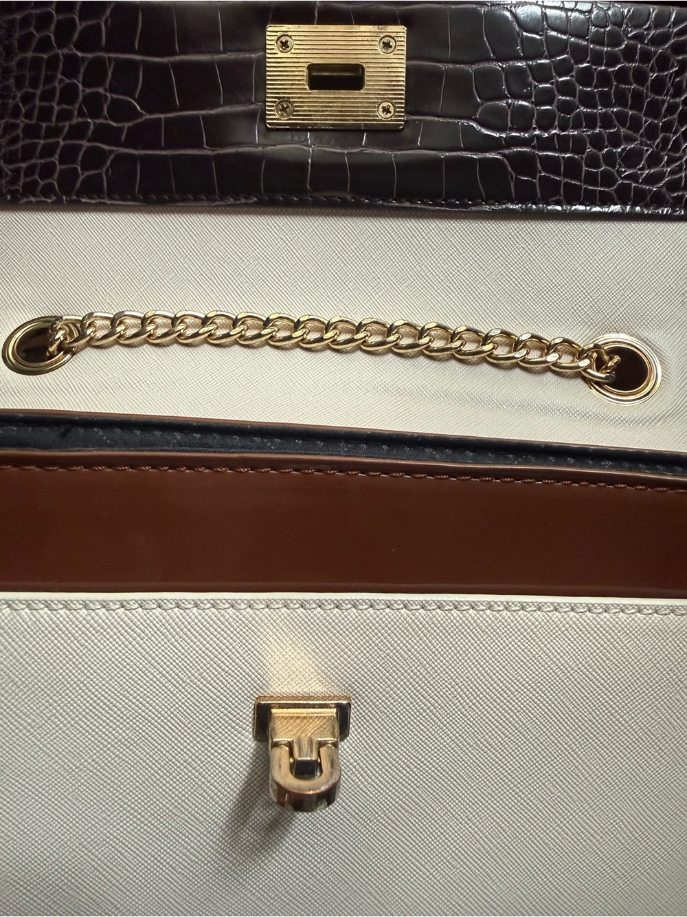ALDO Tricolor Croc-texture Crossbody Bag with Gold Chain Strap - Picture 8 of 11